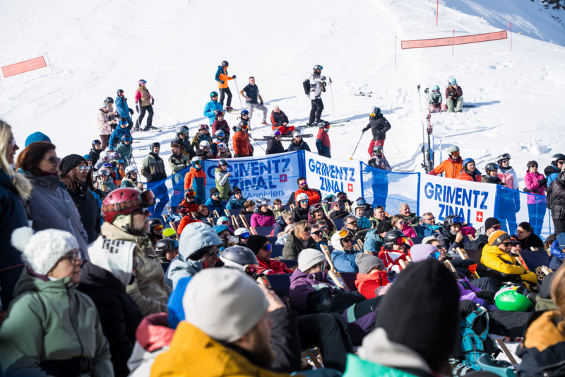 Fan Zone (Schuss Bar/Burger des Cimes)