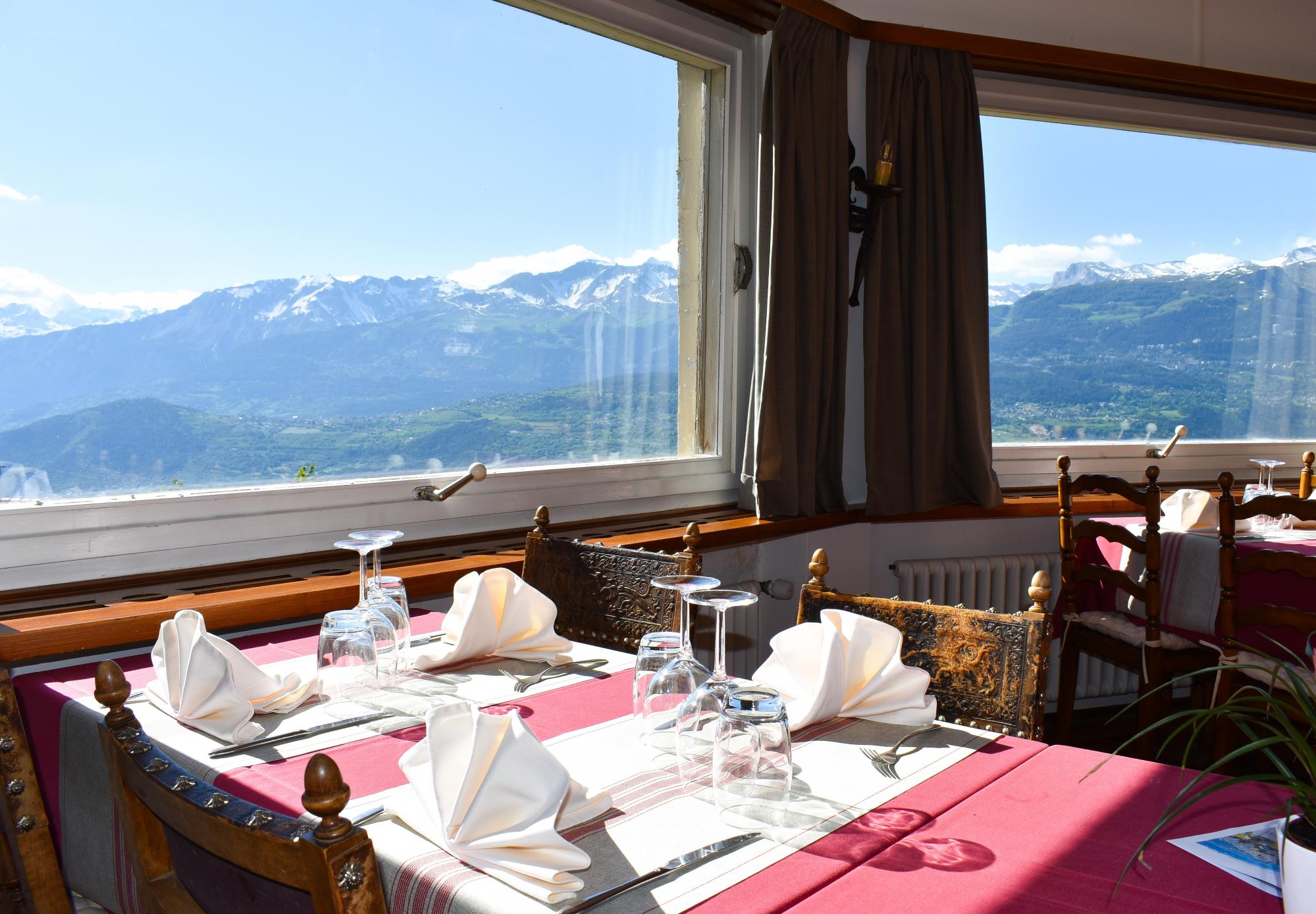 Hébergement_HostellerieOrzival_intérieur