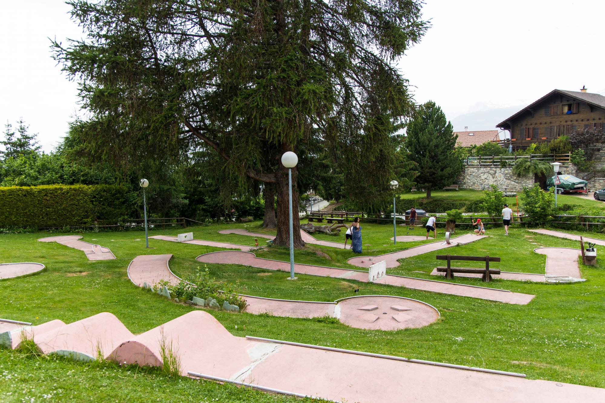 Activité_minigolf_été
