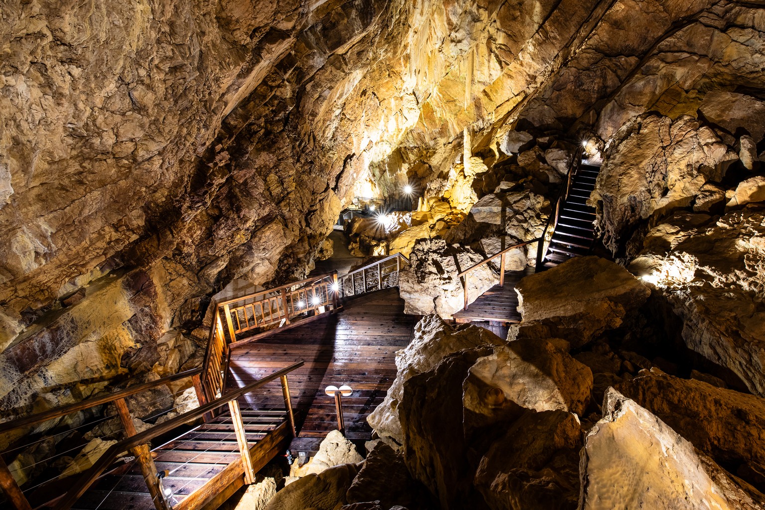20% | Les Grottes de Vallorbe