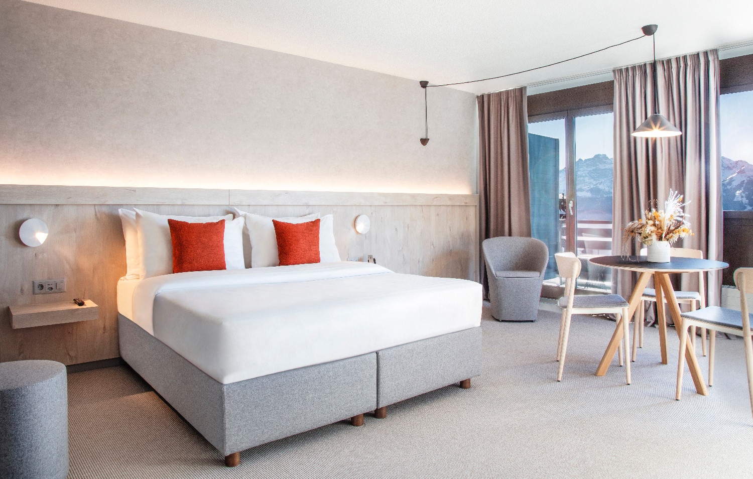Victoria Hotel & Residence