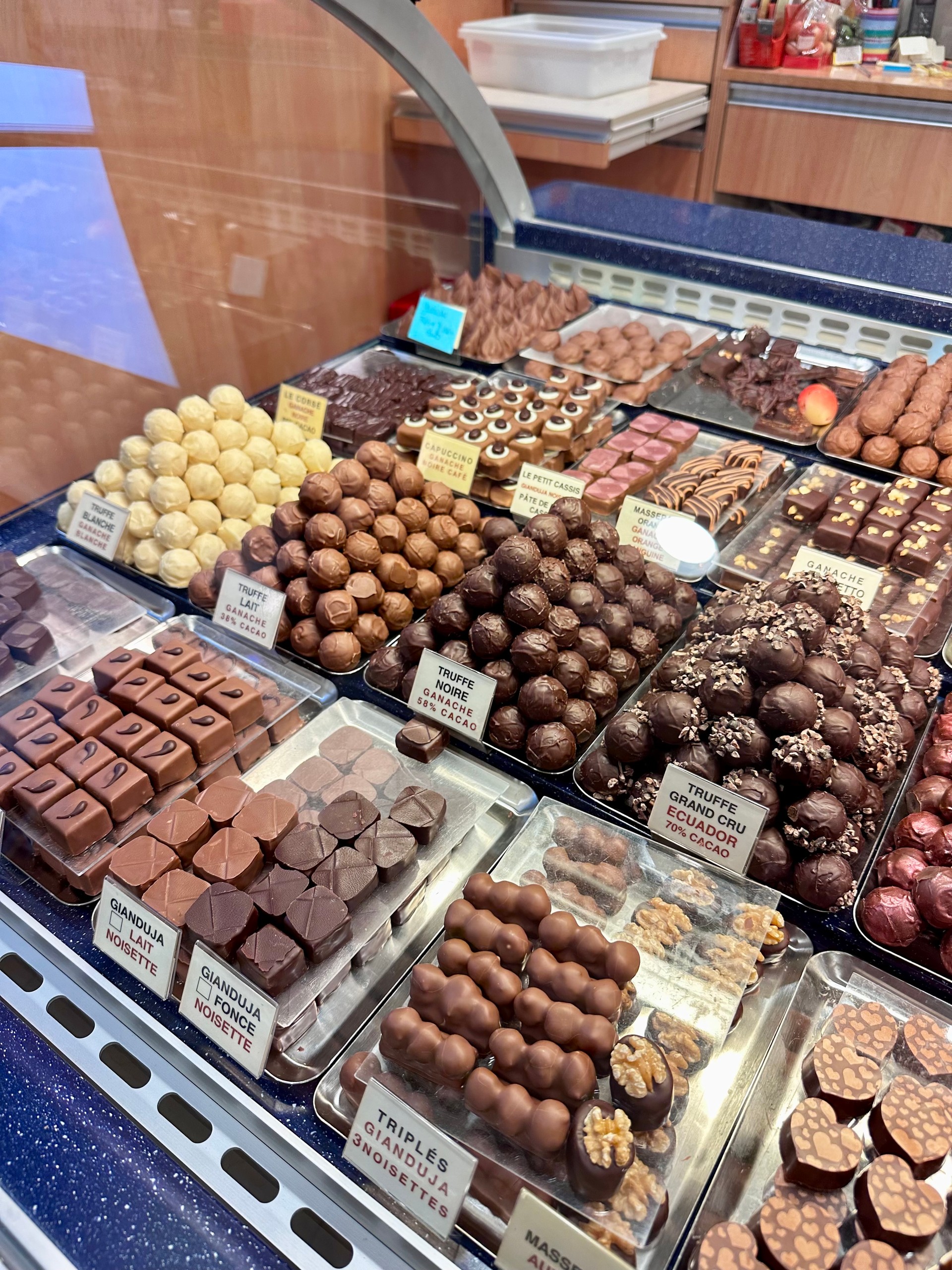 Vitrine de la confiserie Hedinger