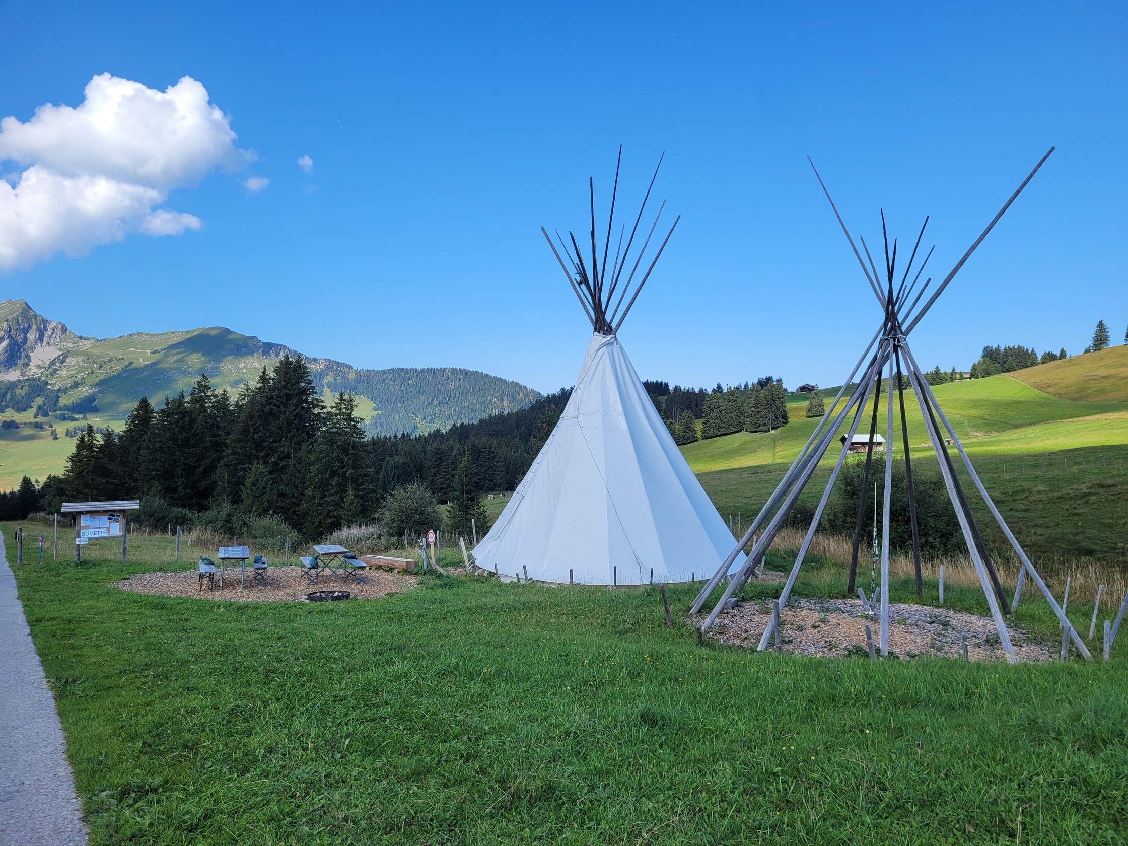 Les Mosses - Tipi Les Charmilles - Sommer