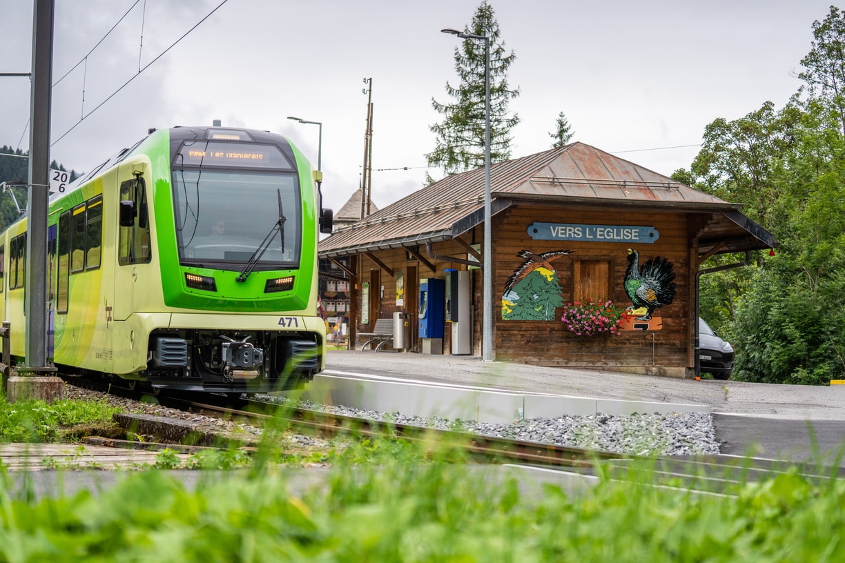 Hop on a train, hike with the family
