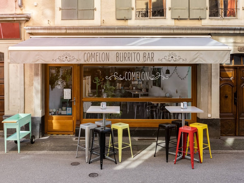 Comelon extérieur